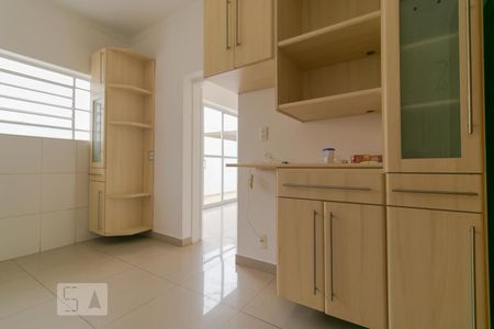 Casa à venda com 248m², 7 quartos e 4 vagasCozinha