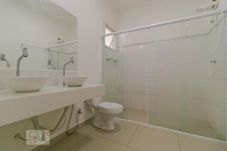 Casa à venda com 248m², 7 quartos e 4 vagasBanheiro