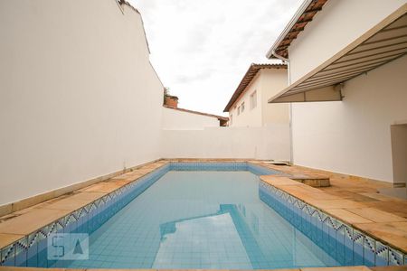 Casa à venda com 248m², 7 quartos e 4 vagasPiscina