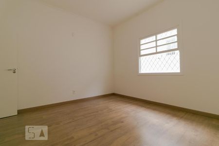 Casa à venda com 248m², 7 quartos e 4 vagasQuarto 02