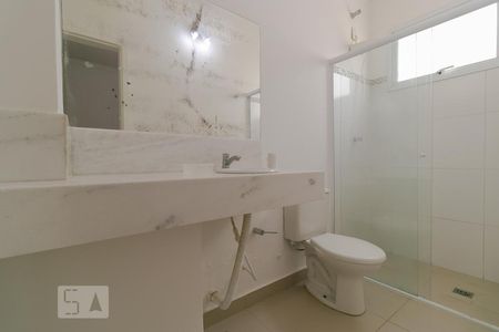 Casa à venda com 248m², 7 quartos e 4 vagasBanheiro da Suíte 03