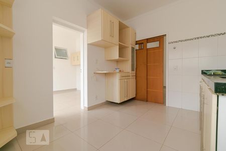 Casa à venda com 248m², 7 quartos e 4 vagasCozinha
