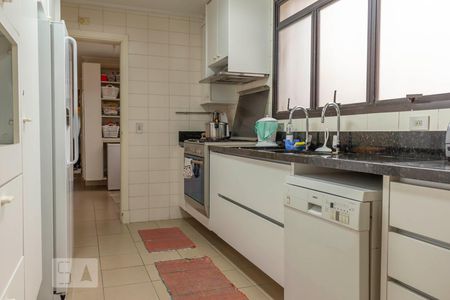 Apartamento à venda com 280m², 4 quartos e 4 vagasCopa
