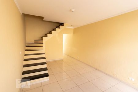 sala de casa à venda com 2 quartos, 80m² em Jardim Piqueroby, São Paulo