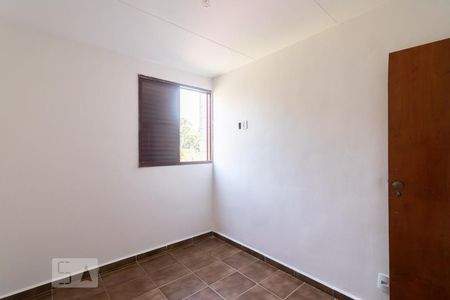 Quarto 2 de apartamento para alugar com 2 quartos, 92m² em Itaquera, São Paulo