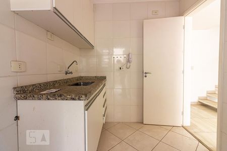 Casa de condomínio para alugar com 80m², 2 quartos e 2 vagasCozinha