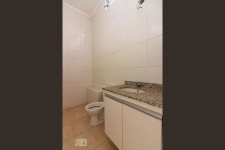 Casa de condomínio para alugar com 80m², 2 quartos e 2 vagasBanheiro
