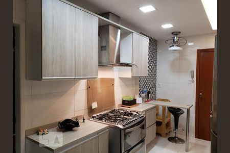 Apartamento para alugar com 110m², 3 quartos e sem vagaCozinha