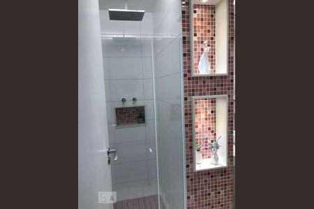 Apartamento para alugar com 110m², 3 quartos e sem vagaBanheiro