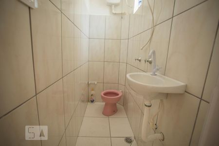 Casa para alugar com 100m², 1 quarto e 1 vaga Casa para alugar com 100m², 1 quarto e 1 vagaBanheiro