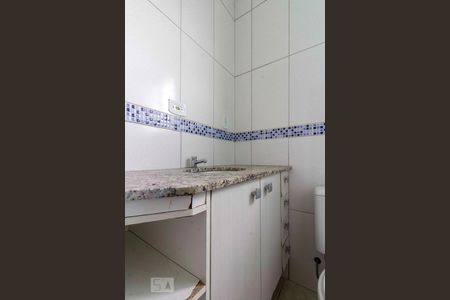 Casa para alugar com 70m², 2 quartos e sem vagaBanheiro