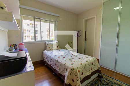 Apartamento à venda com 167m², 3 quartos e 3 vagas Apartamento à venda com 167m², 3 quartos e 3 vagasSuíte 1