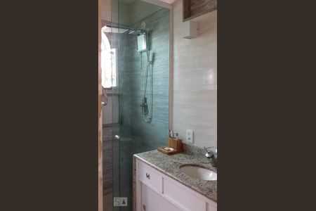 Apartamento à venda com 143m², 3 quartos e 1 vagaBanheiro 2