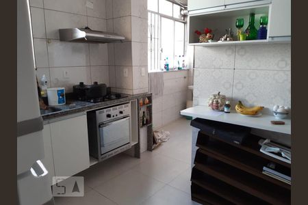 Apartamento à venda com 143m², 3 quartos e 1 vagaCozinha