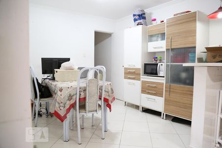 Casa à venda com 110m², 3 quartos e 2 vagasCozinha