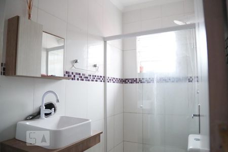 Casa à venda com 110m², 3 quartos e 2 vagasBanheiro 1