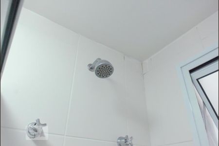 Banheiro de apartamento para alugar com 3 quartos, 82m² em Centro, Diadema
