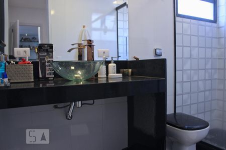 Apartamento à venda com 90m², 3 quartos e 2 vagasBanheiro da Suíte