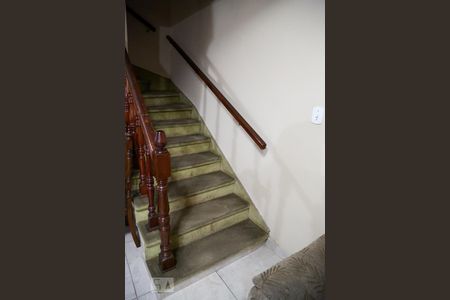 Escada de casa à venda com 3 quartos, 131m² em Parque Jabaquara, São Paulo