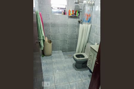 Banheiro de casa à venda com 2 quartos, 84m² em Jardim Ester, São Paulo