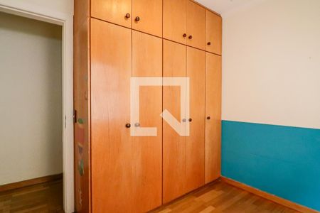 Quarto 2 de casa à venda com 3 quartos, 156m² em Jardim Odete, São Paulo
