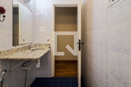 Casa à venda com 156m², 3 quartos e 3 vagasBanheiro Social