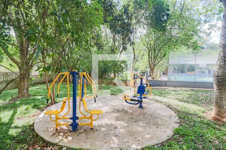 Casa à venda com 156m², 3 quartos e 3 vagasArea Verde em frente ao imovel.