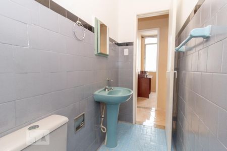 Banheiro de apartamento para alugar com 2 quartos, 44m² em Meier, Rio de Janeiro