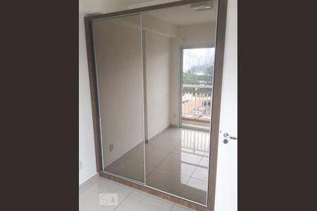 Apartamento à venda com 32m², 1 quarto e 1 vaga Apartamento à venda com 32m², 1 quarto e 1 vagaQuarto - Armários
