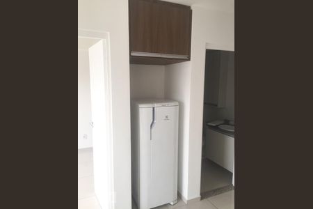 Apartamento à venda com 32m², 1 quarto e 1 vaga Apartamento à venda com 32m², 1 quarto e 1 vagaCozinha - Armários