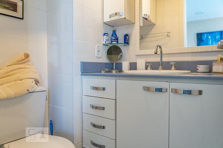 Apartamento à venda com 195m², 3 quartos e sem vagaBanheiro da Suíte 02