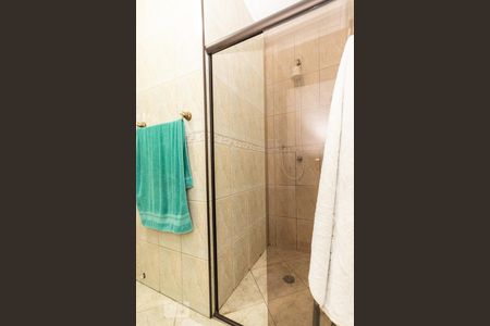 Casa à venda com 156m², 4 quartos e 2 vagas Casa à venda com 156m², 4 quartos e 2 vagasBanheiro