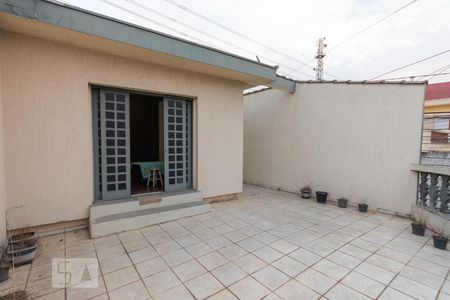 Casa à venda com 156m², 4 quartos e 2 vagas Casa à venda com 156m², 4 quartos e 2 vagasVaranda Suíte