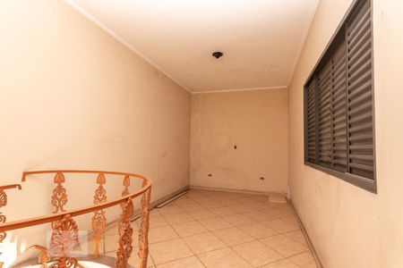 Casa à venda com 156m², 4 quartos e 2 vagas Casa à venda com 156m², 4 quartos e 2 vagasQuarto edícula