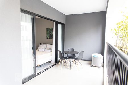 Varanda de kitnet/studio à venda com 1 quarto, 33m² em Vila Buarque, São Paulo
