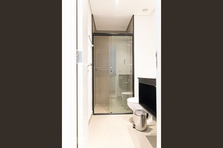 Banheiro de kitnet/studio à venda com 1 quarto, 33m² em Vila Buarque, São Paulo