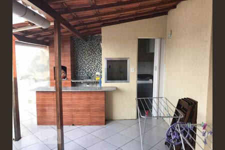 Apartamento à venda com 98m², 2 quartos e 2 vagasChurrasqueira