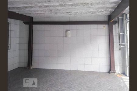 Garagem  de casa para alugar com 3 quartos, 110m² em Jardim São Carlos (zona Leste), São Paulo