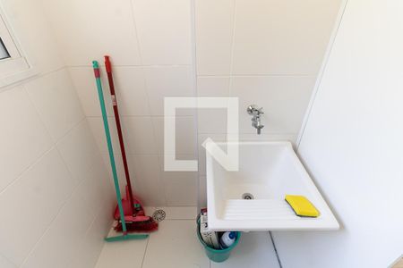 Apartamento para alugar com 41m², 2 quartos e sem vaga Apartamento para alugar com 41m², 2 quartos e sem vagaLavanderia