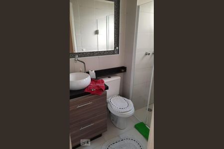 Banheiro de apartamento à venda com 2 quartos, 52m² em Vila Bela, São Paulo