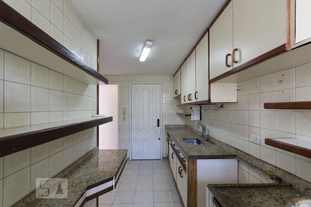Apartamento à venda com 83m², 2 quartos e 1 vagaCozinha e Área de Serviço