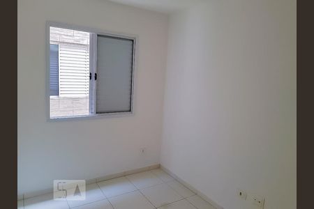 Quarto 1 de casa para alugar com 2 quartos, 42m² em Cidade Antônio Estevão de Carvalho, São Paulo