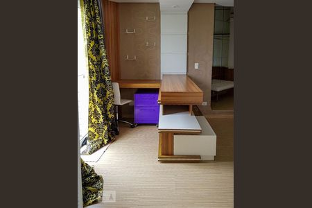 Suíte de apartamento para alugar com 1 quarto, 80m² em Mercês, Curitiba