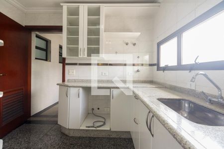 Apartamento à venda com 144m², 5 quartos e 2 vagasCozinha