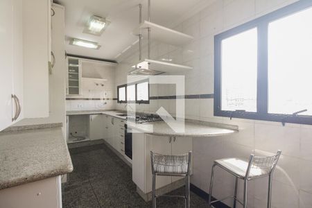 Apartamento à venda com 144m², 5 quartos e 2 vagasCozinha