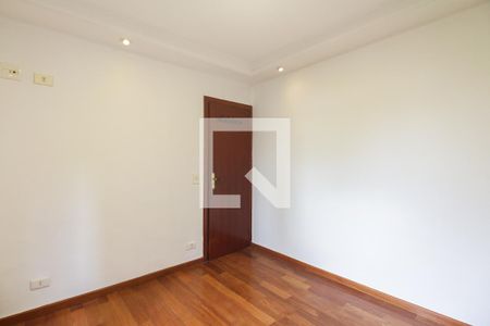 Apartamento à venda com 144m², 5 quartos e 2 vagasQuarto 2