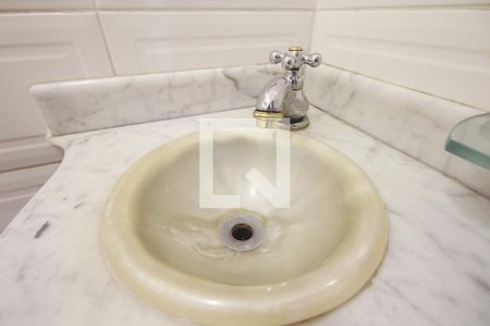 Apartamento à venda com 144m², 5 quartos e 2 vagasLavabo