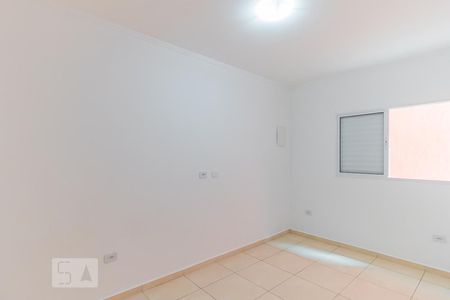 Quarto 1 de casa para alugar com 2 quartos, 70m² em Vila Primavera, São Paulo