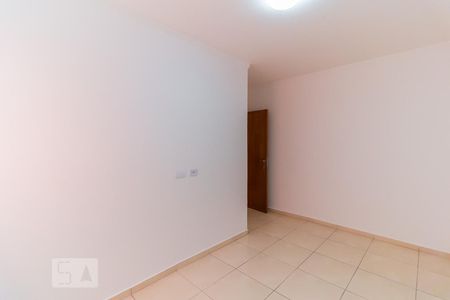 Quarto 1 de casa para alugar com 2 quartos, 70m² em Vila Primavera, São Paulo