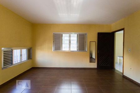 Quarto 1 de casa para alugar com 2 quartos, 365m² em Vila Prudente, São Paulo
